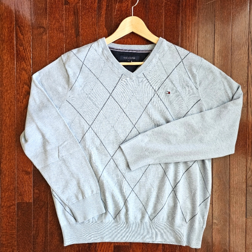 Tommy Hilfiger 100% Cotton Longsleeve Pull Over Sweater Diamond Pattern V-Neck